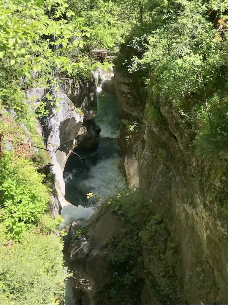 Bekannte Wasserfälle bei Oberaudorf in Bayern - wunderbares Ausflugsziel in der Natur