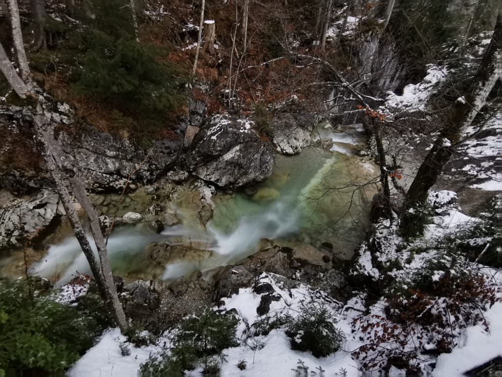 Winterstimmung kurz oberhalb vom Tatzelwurm Wasserfall