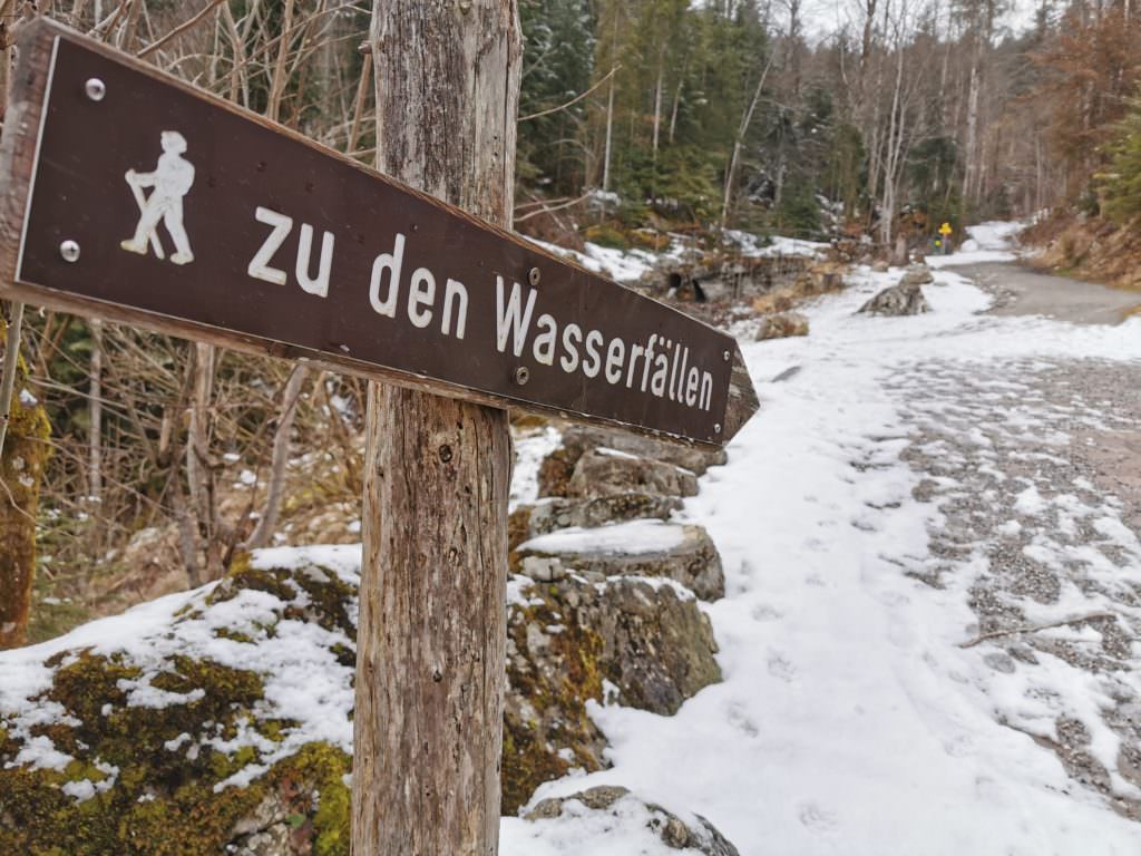 Tatzelwurm Wasserfall Winter: Winterwandern Tatzelwurm Wasserfälle