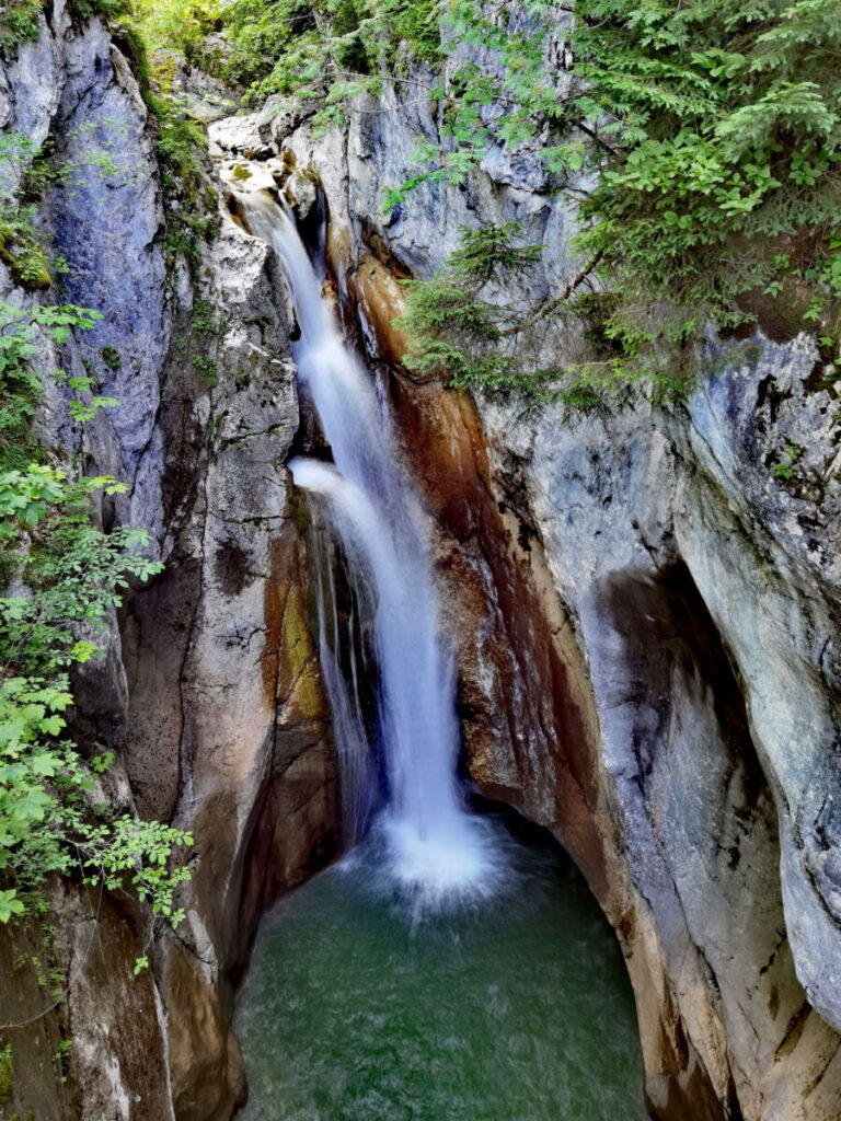 Bekannte Wasserfälle bei Oberaudorf in Bayern - wunderbares Ausflugsziel in der Natur