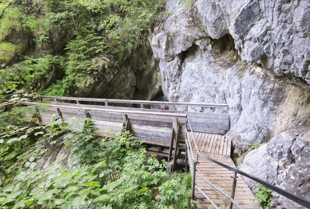 Der Steig zum unteren Wasserfall